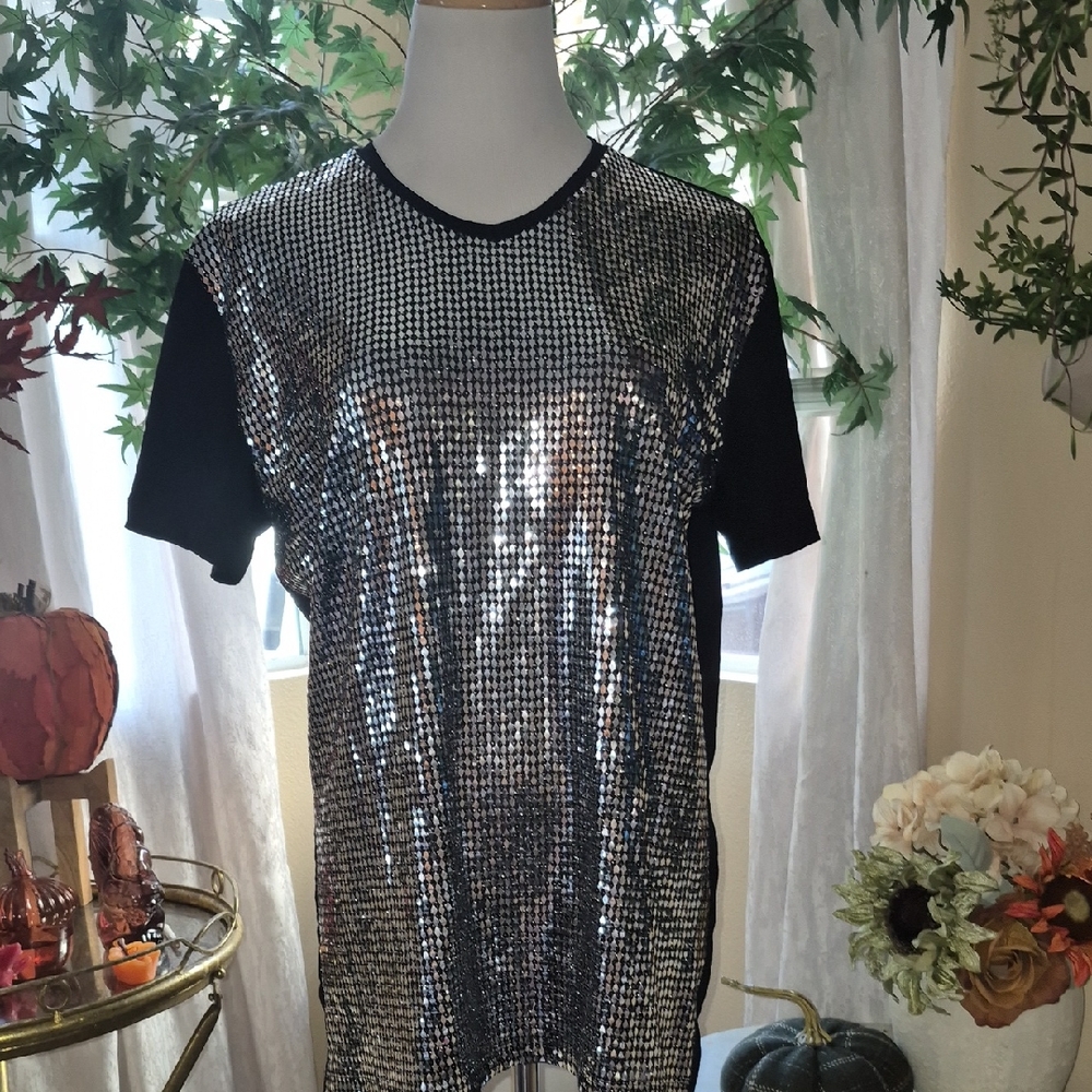 Men's Black and Silver Sequin Short Sleeve Tee